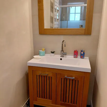 Cozy Lit Queensize Avec Salle De Bain Et Wc Prives Bed & Breakfast